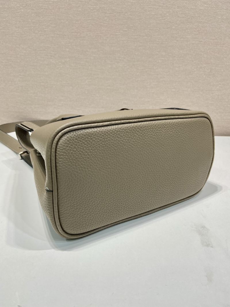 Pra*a top handle bags